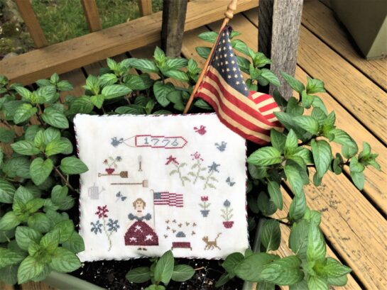 Photo of My Patriotic Garden pillow tuck